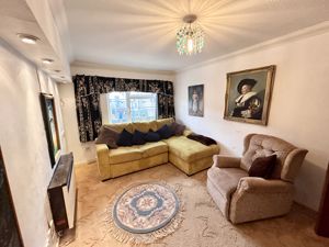 Photo 2- click for photo gallery